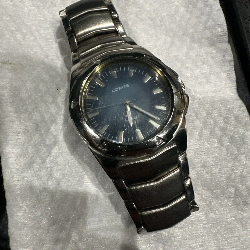 Working Mens LORUS Watch Blue Dial Silver Steel Band 36mm 100FWR For Small Wrist